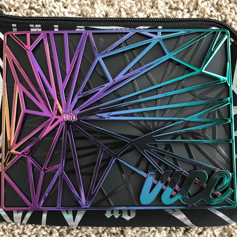 LE Urban Decay Vice palette
